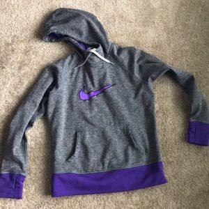 Grey & Purple Nike Therma fit hoodie